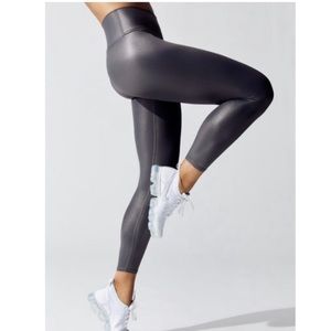 Alo Yoga | High Rise Metallic Shine Leggings XS